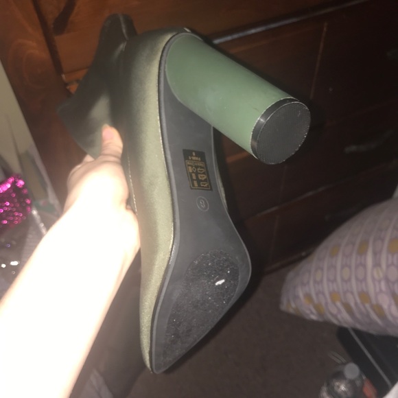 High heel boots - Picture 2 of 5